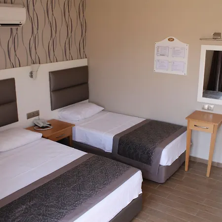 Ida Hotel 3*