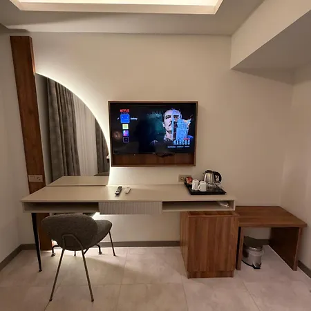 Ida Hotel